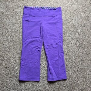 Lululemon Gather & Crow Crop